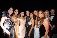 Nathalie-Rayes-Renata-Notni-Sofia-Carson-Eva-Longoria-Maria-Bravo