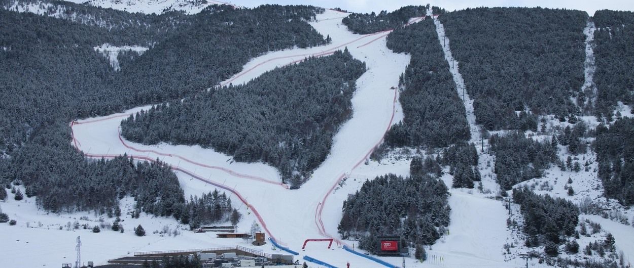 Photo gallery supergiant Aliga slope Grandvalira 01/03/26