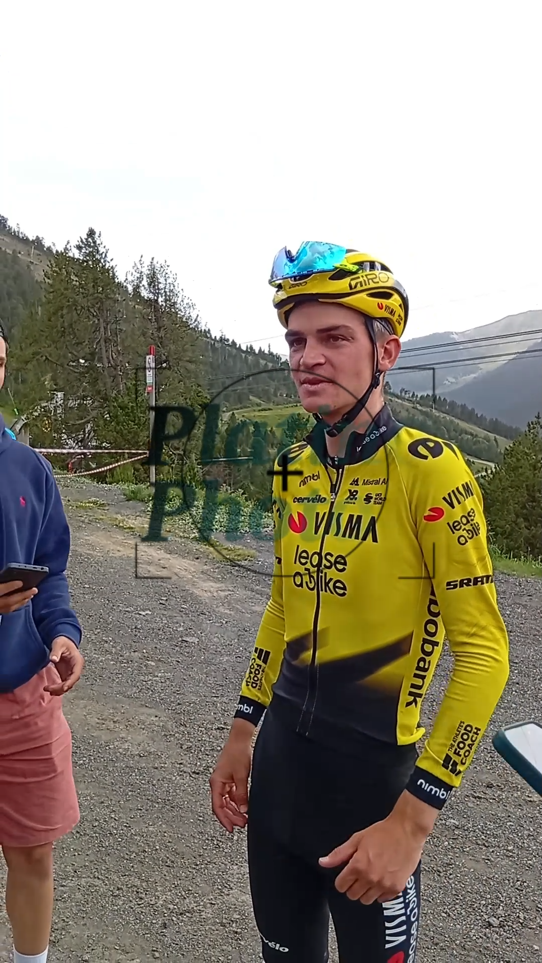 Entrevista al ciclista profesional Sepp Kuss en Andorra MoraBanc Clàssica